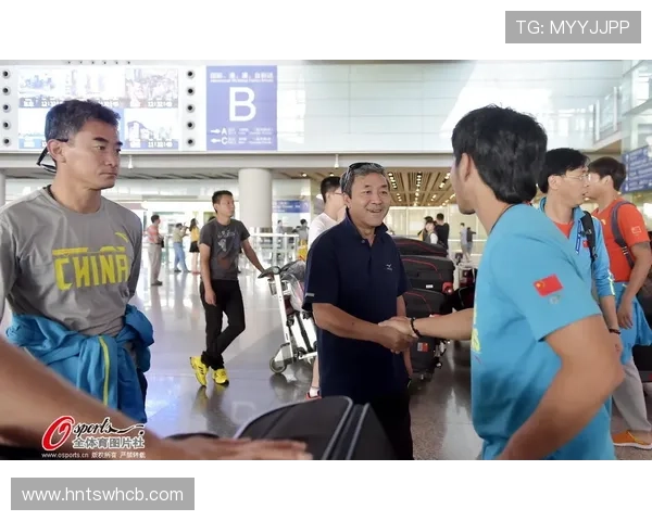 体坛动态：足协领导亲自会晤邵佳一加班制定重要报告推动改革