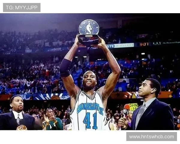 三球前三战场均283分8板97助命中率出色展现强大实力